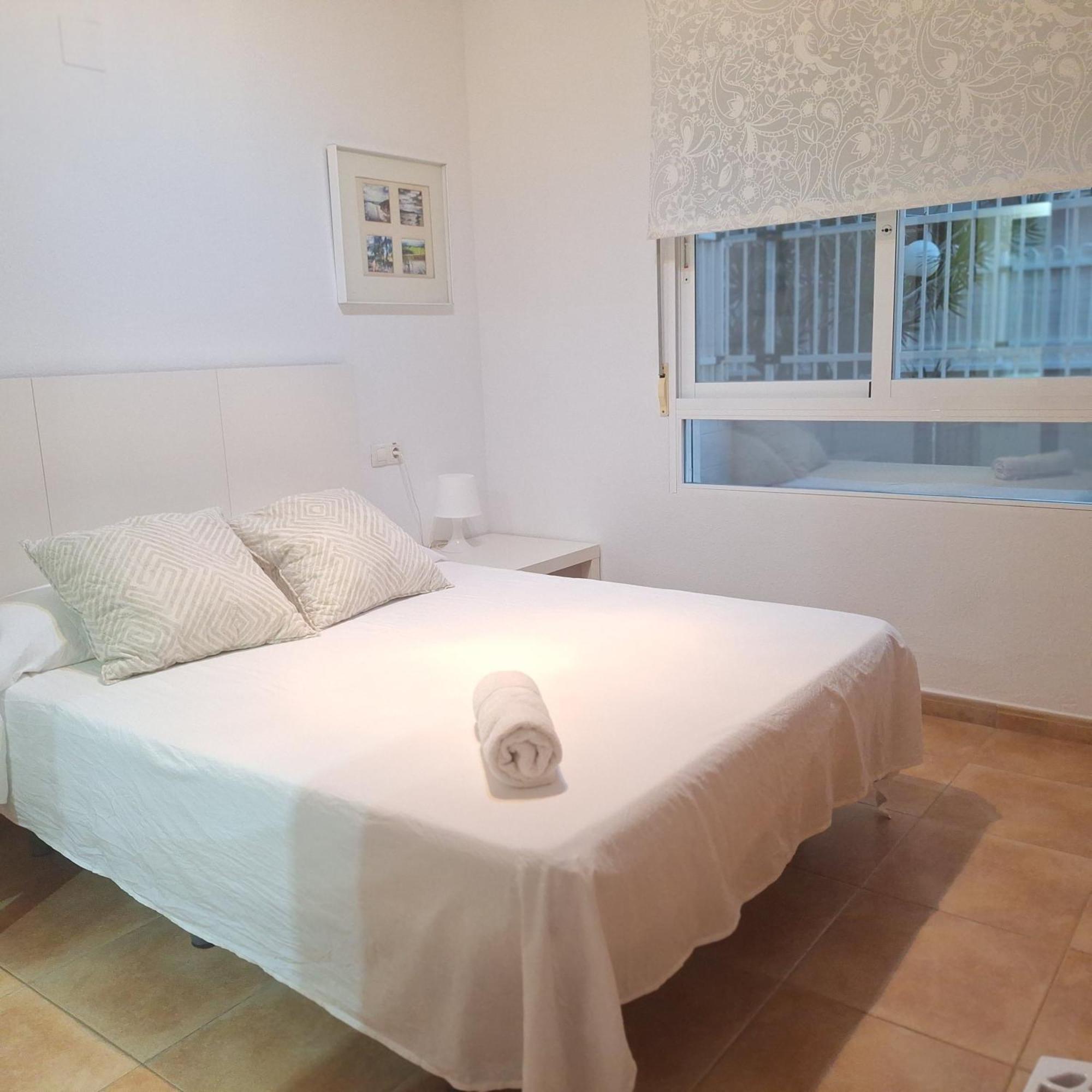 Appartamento Cerca del Centro Urbano con piscina Dénia Esterno foto